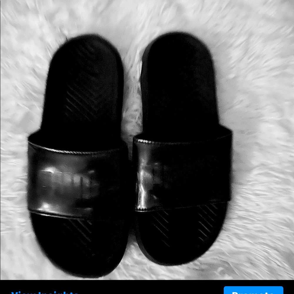 Puma slides indoor or outdoor